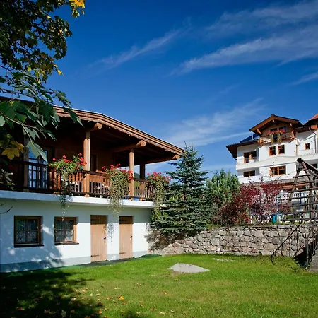 Leamwirt Hotel 4*